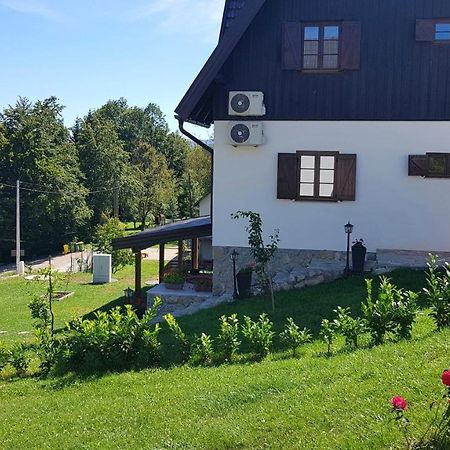 B&B Plitvice Lakes Villa Prica プリトビッチェ・セロ エクステリア 写真