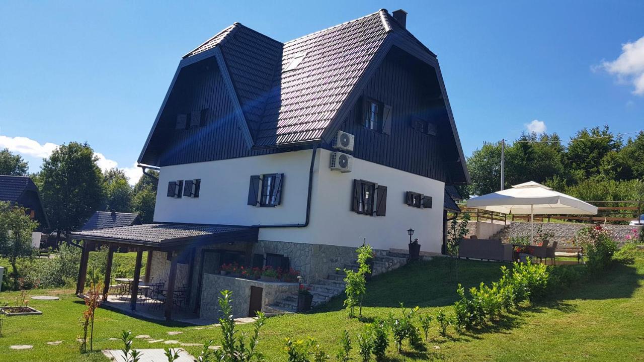 B&B Plitvice Lakes Villa Prica プリトビッチェ・セロ エクステリア 写真