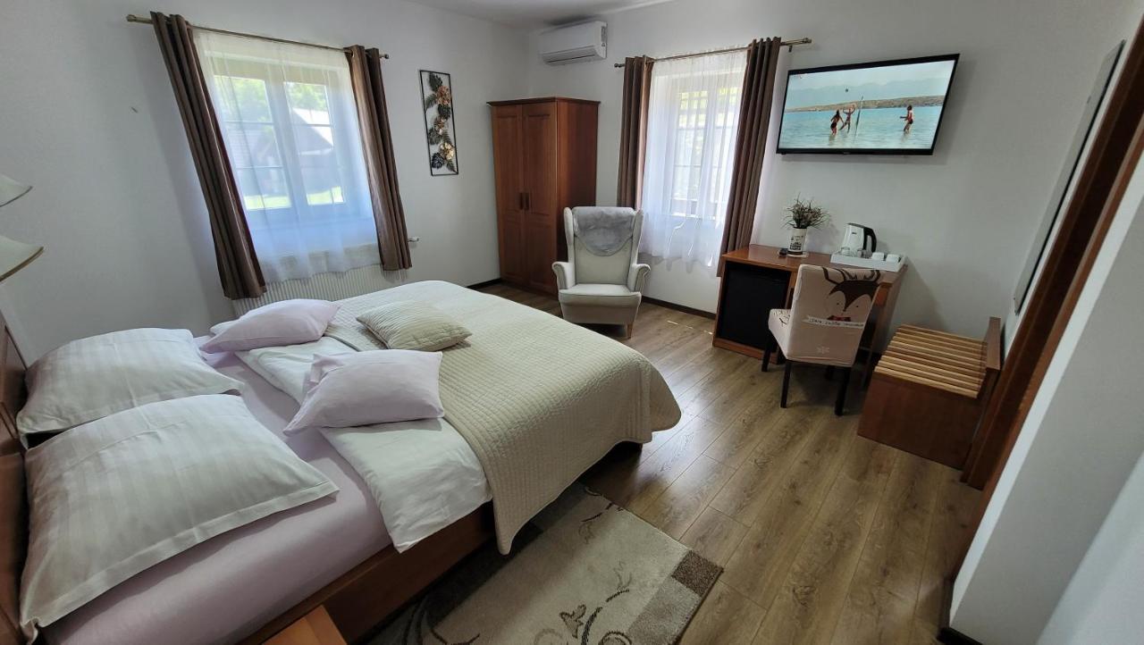 B&B Plitvice Lakes Villa Prica プリトビッチェ・セロ エクステリア 写真