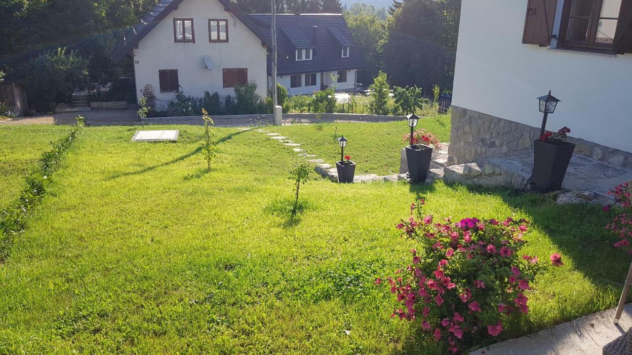 B&B Plitvice Lakes Villa Prica プリトビッチェ・セロ エクステリア 写真